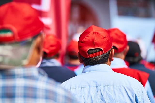 际背景 际背景